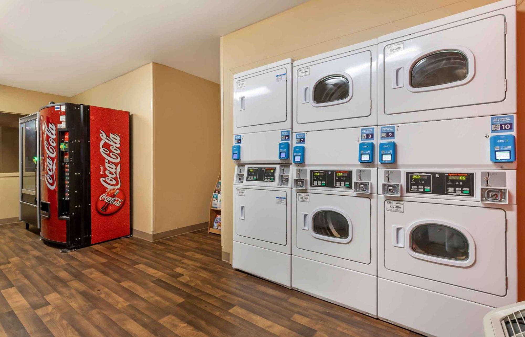 Extended Stay America Select Suites - Fayetteville - Springdale Bagian luar foto