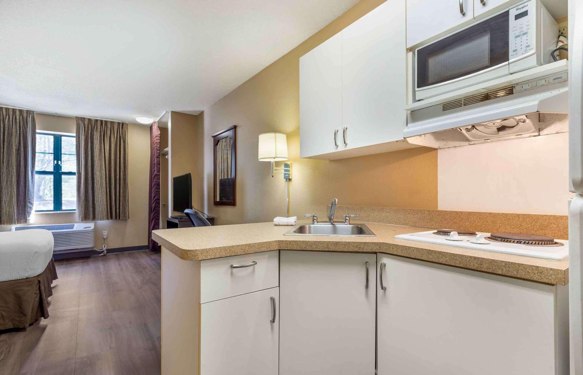 Extended Stay America Select Suites - Fayetteville - Springdale Bagian luar foto